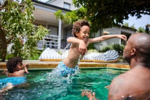 Airbnb Or Hotel: Which Is Cheaper for Your Trip?