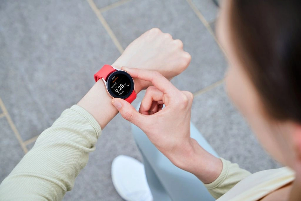 The 5 Best Cheap Smartwatches (Including One That’s Only $69)