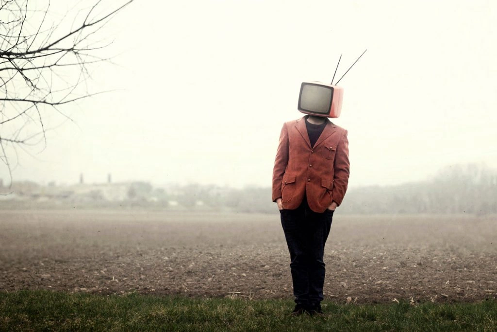 What’s the Best Time to Buy a TV? Exactly When You’d Think