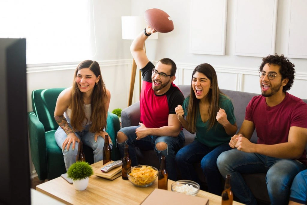 How to Throw a Super Bowl Party on a Budget