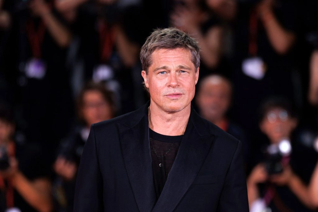 These Celebrities Have Been Impersonated Online to Scam People