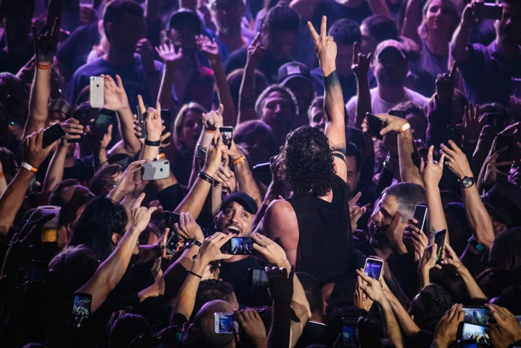 How to Score Cheap Concert Tickets