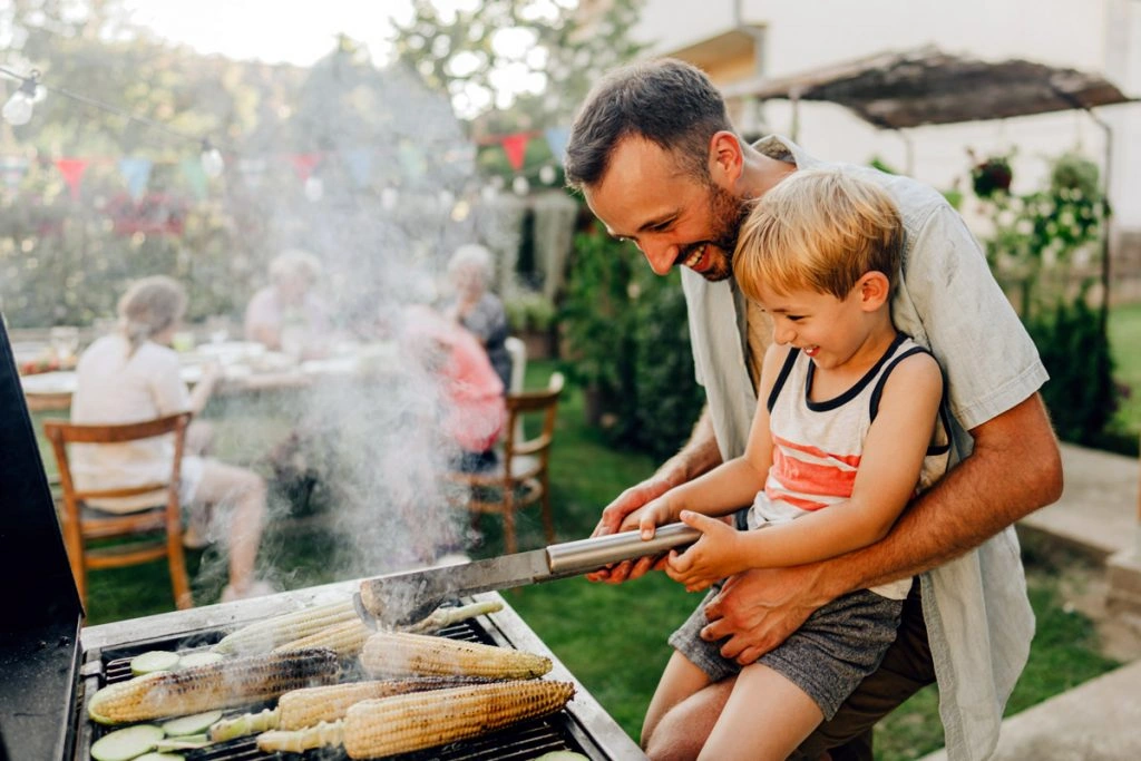 Try These 8 Cheap Grilling Ideas for Backyard Cookouts