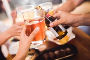 Dating A Cheapskate: Handling a Stingy Partner