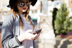 Affordable Discount Cell Phone Plans for Budget Savers