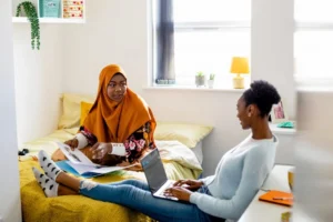 Dorm Room Decorations That Wont Cost A Fortune — Budget Tips