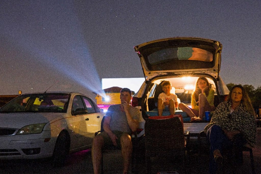 6 Ways to Turn a Drive-In Theater Into Your (Cheap) Ticket to Summer Fun