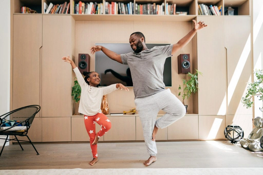 Free Library Apps to Stream Movies, Music & Books