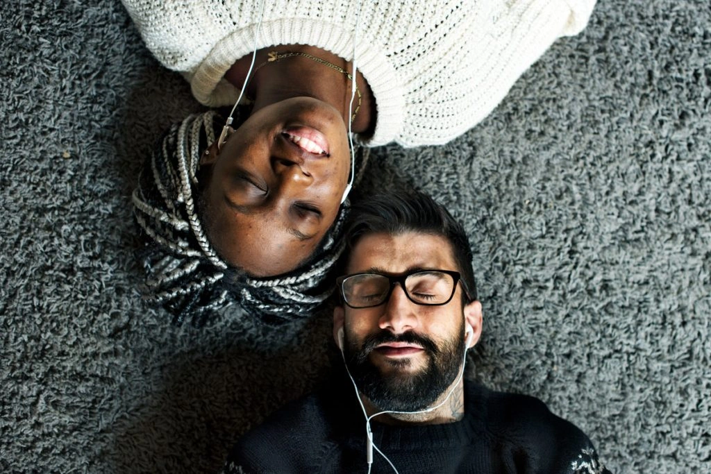 De-stress and Find Calm With These 7 Cheap or Free Meditation Apps