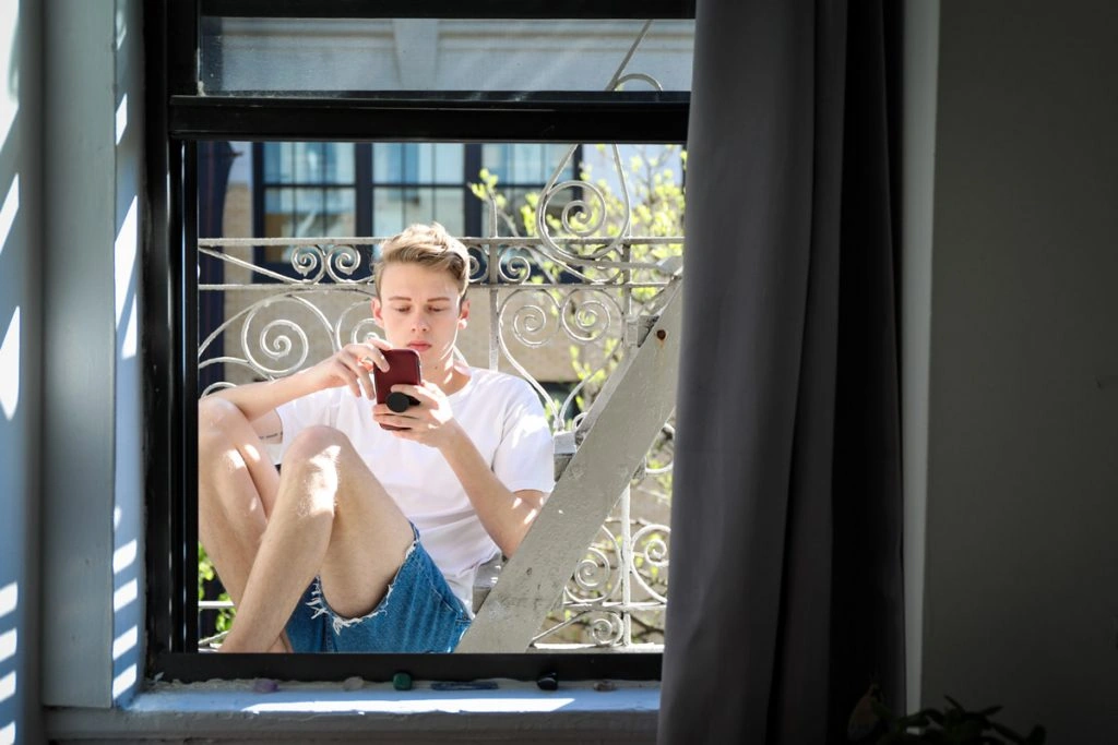 This Company Will Pay You to Skip Laundry Day