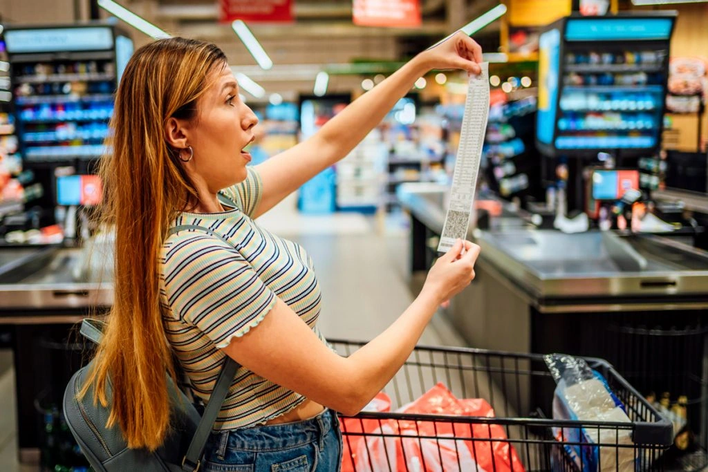 Overspending on Food? Watch Out for These 9 Grocery Shopping Mistakes