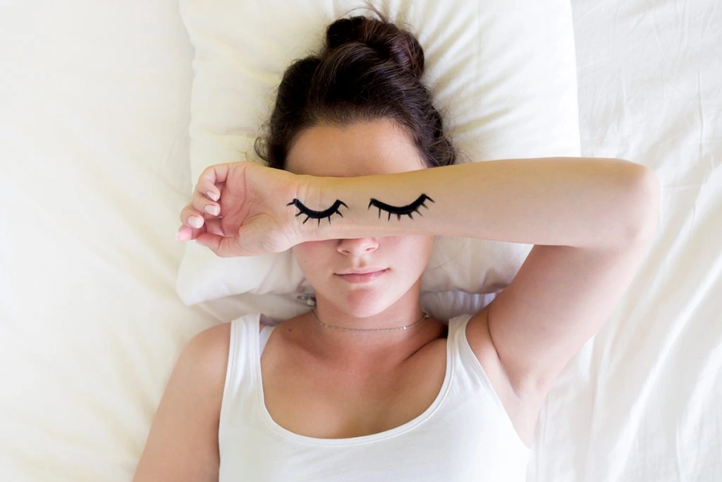 How to Buy a Pillow That’s Right for Your Neck and Your Budget