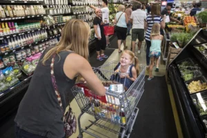 Luckys Market: Fun Grocery Finds & Beer While You Shop