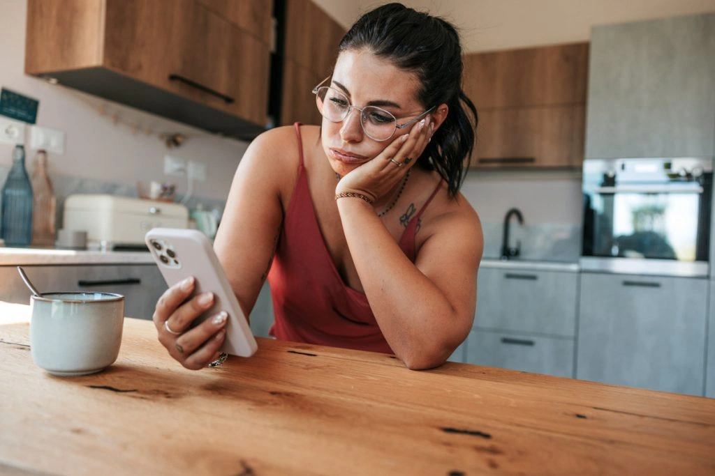 Are You Overpaying For Your Phone Bill? There May Be A Solution