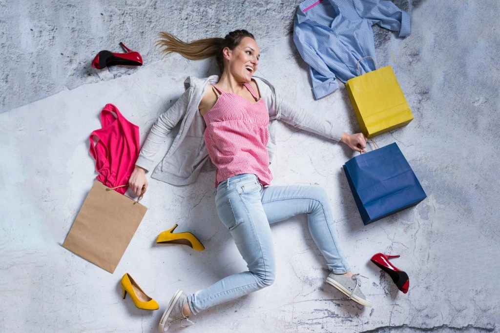 Too Much Online Shopping? These Secrets Can Earn You More Than $2,000 Back