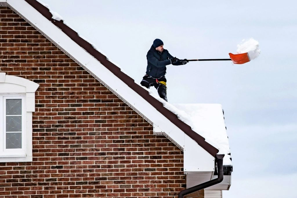 19 Free or Cheap Ways To Stormproof Your Home