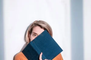 11 Smart Ways to Save Money on Your College Textbooks