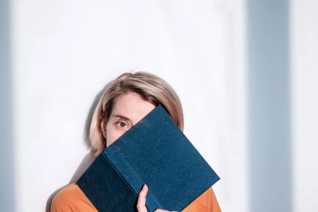 11 Smart Ways to Save Money on Your College Textbooks