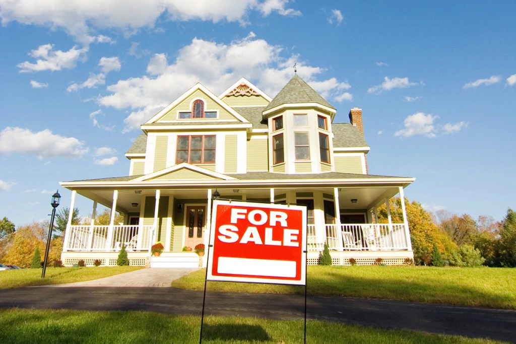 This App Helps You Save for a Home Automatically — For Free