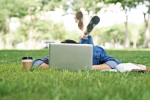 Spot Scams In College Scholarships — Quick Guide