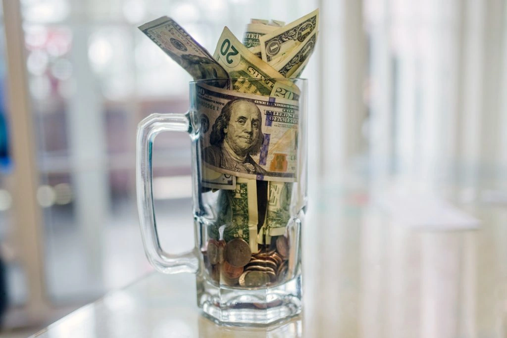 Ultimate How Much To Tip Guide — Quick Tips