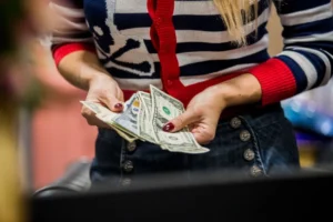 What To Do If Youre Terrible With Money — Simple Fixes