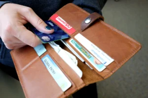 Why Use Credit Cards Instead Of Cash — Benefits